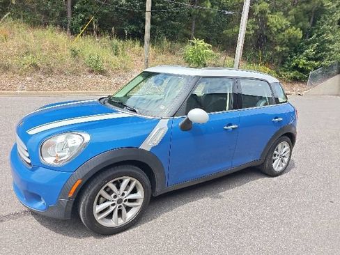 Used 2013 MINI Cooper Countryman FWD image 6