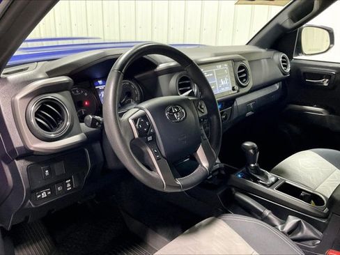 Certified 2023 Toyota Tacoma TRD Sport w/ Technology Package AWD/4WD image 15