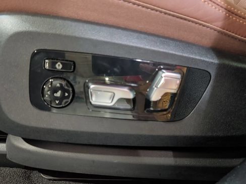 Used 2026 BMW X5 M60i AWD/4WD image 17