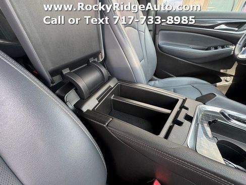 Used 2023 Buick Enclave Essence w/ Experience Buick Package AWD/4WD image 27