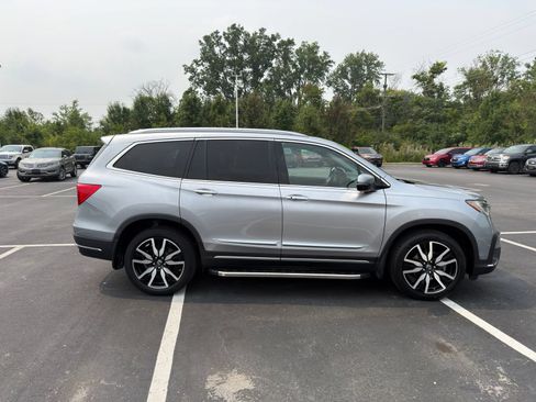 Used 2021 Honda Pilot Touring image 7