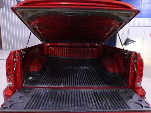 Used 2006 Dodge Ram 1500 Truck 2WD Quad Cab w/ Communication Pkg image 28