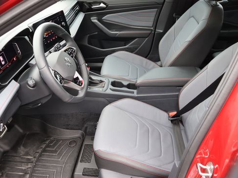 Certified 2025 Volkswagen Jetta GLI Autobahn image 59