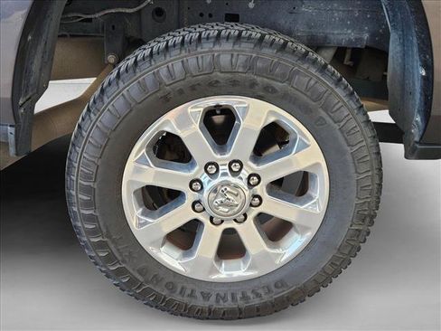 Used 2019 RAM 2500 Laramie AWD/4WD image 18