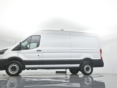 New 2026 Ford Transit 250 148 Medium Roof w/ Load Area Protection Package RWD image 46