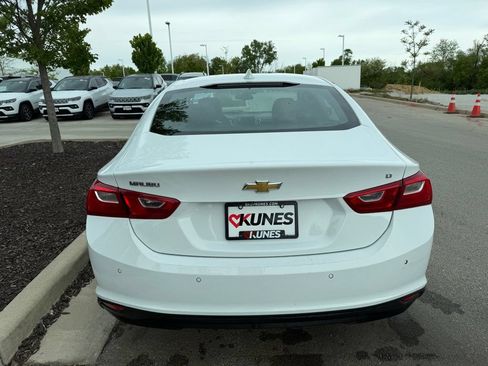 Used 2023 Chevrolet Malibu LT w/ Driver Confidence Package FWD image 6