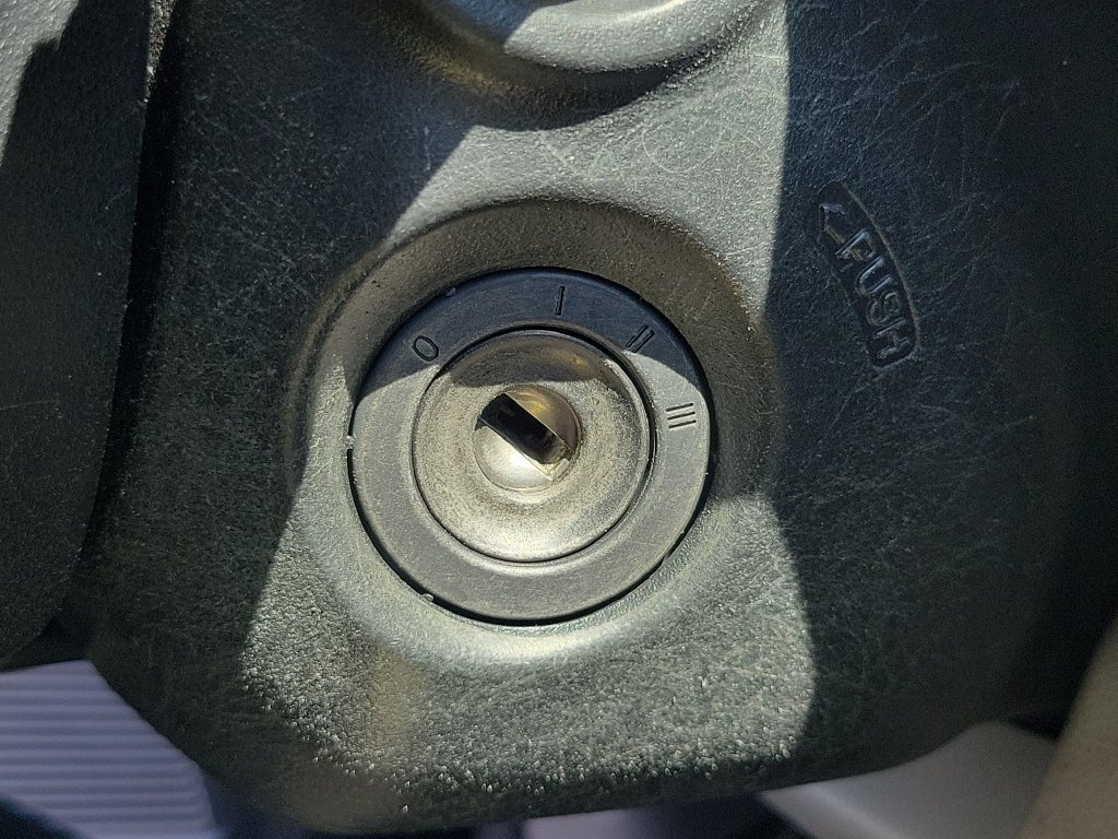 Used 2013 Honda Pilot LX image 29