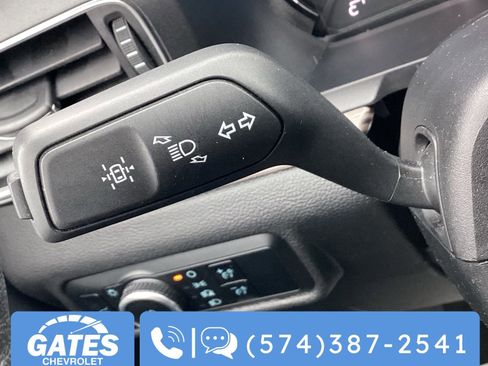 Used 2023 Ford Explorer Limited image 33