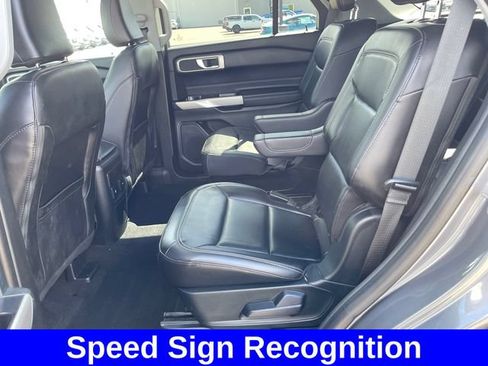 Used 2023 Ford Explorer XLT w/ Equipment Group 202A AWD/4WD image 21