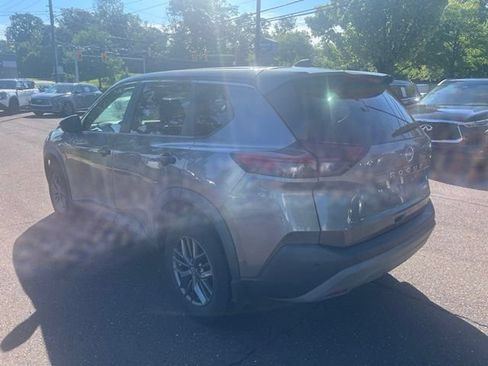 Used 2023 Nissan Rogue S AWD/4WD image 5