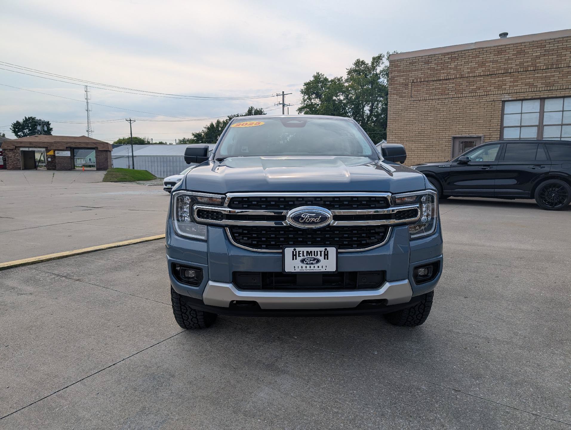 Used 2025 Ford Ranger XLT w/ Technology Package AWD/4WD image 3