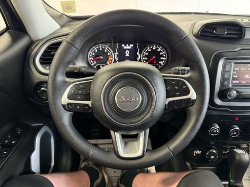 Used 2019 Jeep Renegade Sport AWD/4WD image 29
