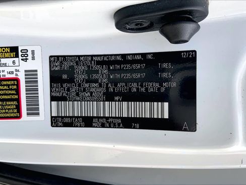 Used 2022 Toyota Sienna XLE image 34