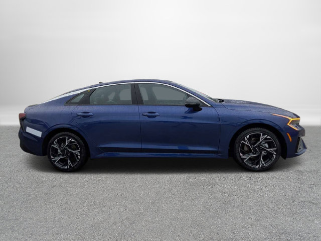 New 2027 Kia K5 GT-Line FWD image 2