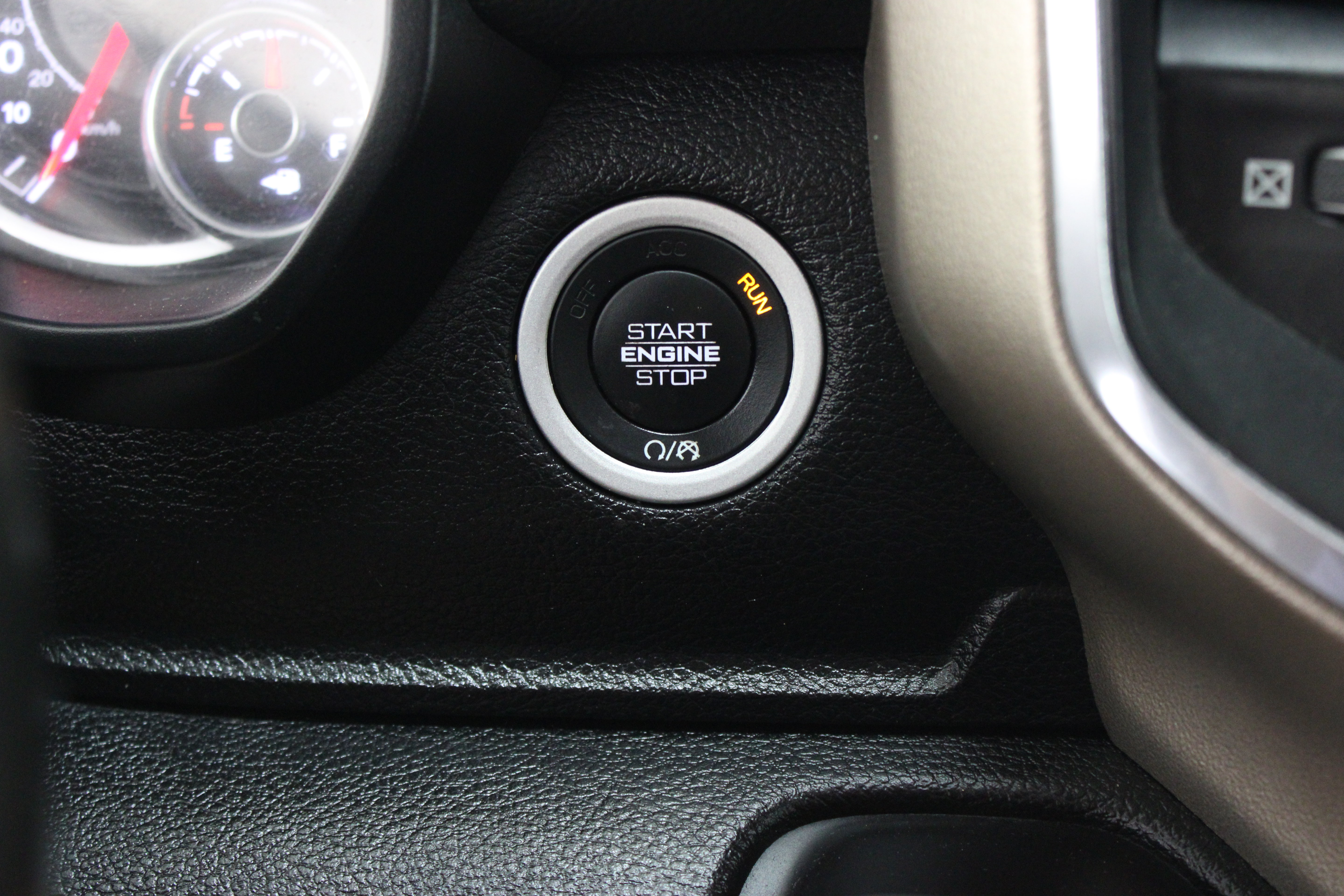 Used 2022 RAM 1500 Laramie AWD/4WD image 20