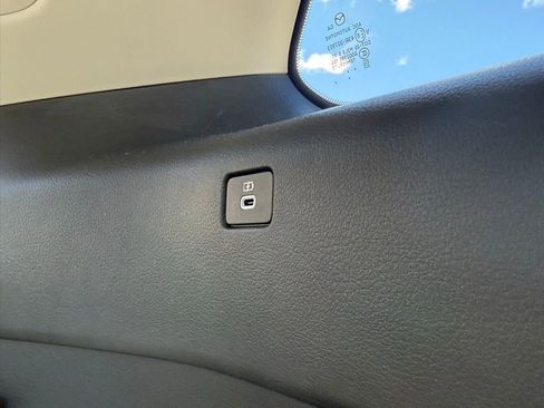 Certified 2024 MAZDA CX-90 Plug-In Hybrid w/ Premium Plus image 33