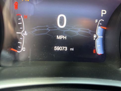 Used 2018 Jeep Compass Limited w/ Navigation Group AWD/4WD image 3