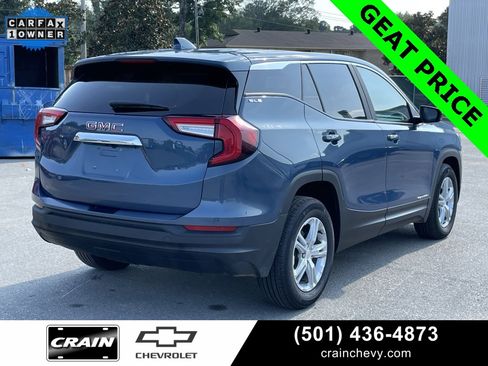 Used 2024 GMC Terrain SLE image 7