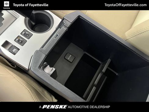 Used 2021 Toyota 4Runner SR5 Premium w/ Moonroof Package AWD/4WD image 40
