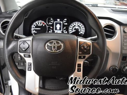 Used 2021 Toyota Tundra SR5 w/ SR5 Upgrade Package AWD/4WD image 17