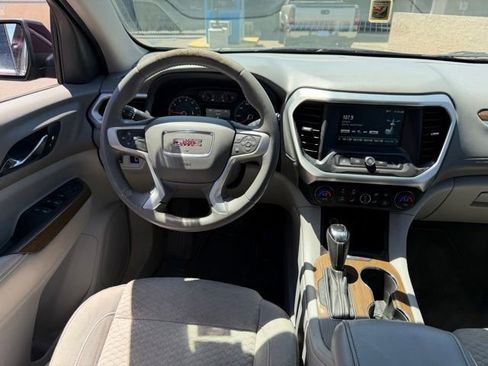 Used 2017 GMC Acadia SLE FWD image 11