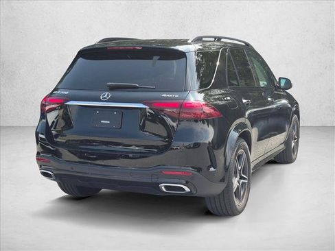 Used 2024 Mercedes-Benz GLE 350 4MATIC image 5