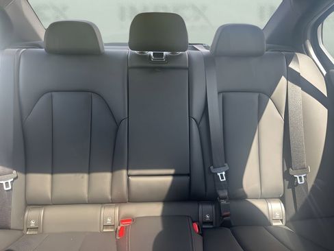 Used 2024 BMW 330i Sedan w/ Convenience Package image 13