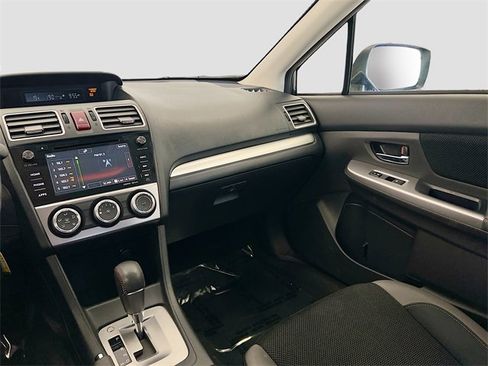 Used 2016 Subaru Crosstrek 2.0i Premium image 24