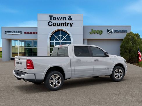 New 2026 RAM 1500 Big Horn AWD/4WD image 4