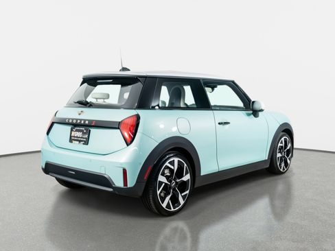 Used 2025 MINI Cooper S image 10