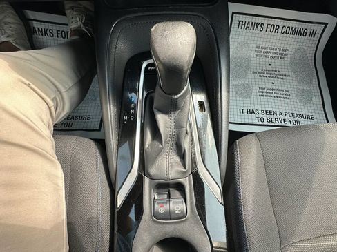Used 2020 Toyota Corolla SE FWD image 16