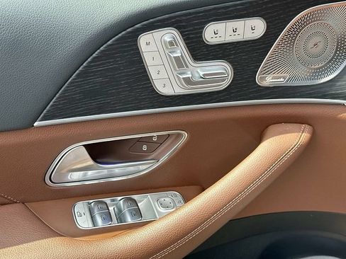 Certified 2024 Mercedes-Benz GLS 450 4MATIC image 17