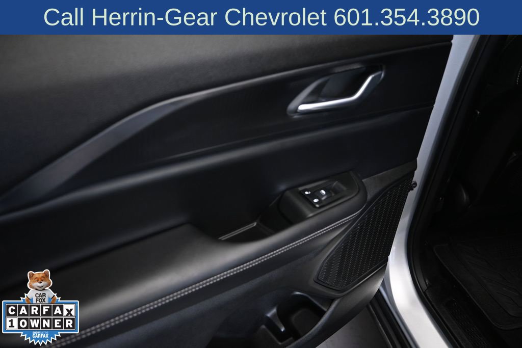 Used 2025 Jeep Grand Cherokee Laredo X w/ Luxury Tech Group I RWD image 15