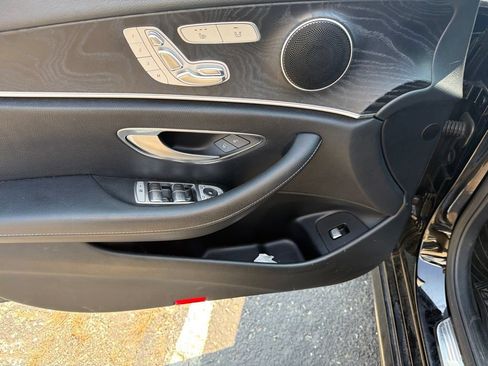 Used 2017 Mercedes-Benz E 300 4MATIC image 11