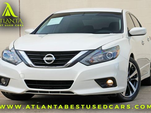 Used 2017 Nissan Altima 2.5 SR FWD image 1