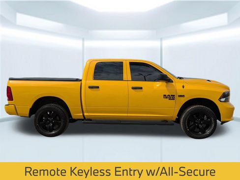 Used 2019 RAM 1500 Express w/ Wheel & Sound Group AWD/4WD image 8