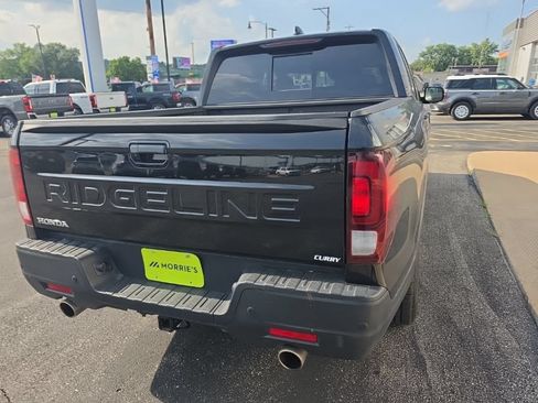 Used 2025 Honda Ridgeline Black Edition image 8