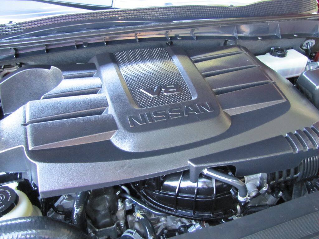 Used 2022 Nissan Titan Platinum Reserve w/ Moonroof Package AWD/4WD image 38
