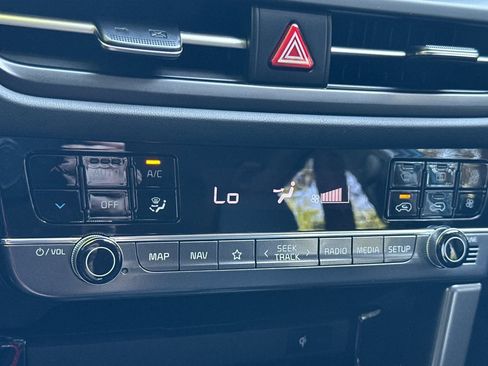 New 2026 Kia Seltos SX w/ SX Sunroof Package image 17