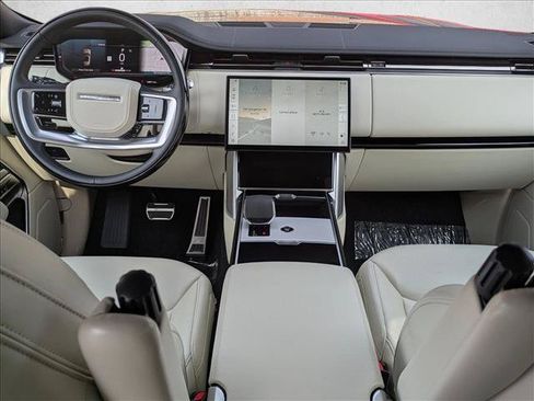 Certified 2025 Land Rover Range Rover Long Wheelbase SE AWD/4WD image 19