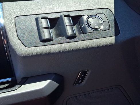 Used 2019 Ford F150 XLT AWD/4WD image 19