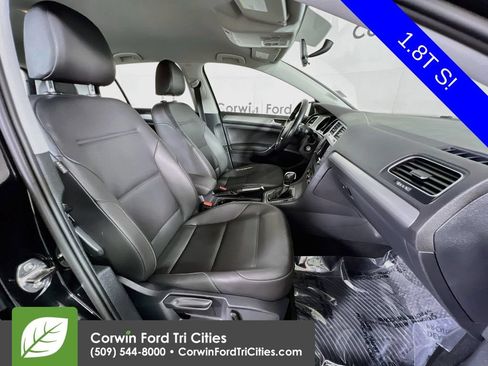Used 2015 Volkswagen Golf S FWD image 17