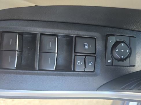 Certified 2025 Toyota RAV4 XLE image 28