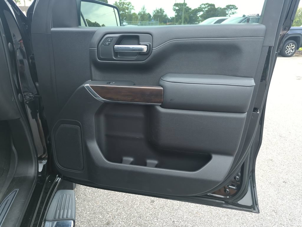 Used 2021 GMC Sierra 1500 SLT RWD image 32