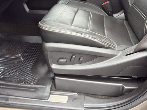 Used 2015 GMC Sierra 3500 Denali w/ Duramax Plus Package image 33