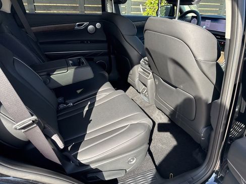 New 2026 Genesis GV80 2.5T Advanced image 12