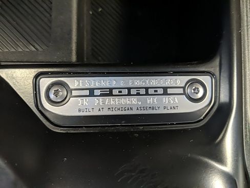 Used 2025 Ford Bronco Outer Banks image 21