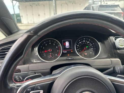 Used 2017 Volkswagen GTI Sport FWD image 14