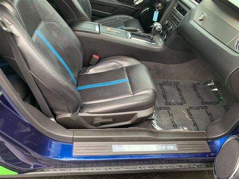 Used 2011 Ford Mustang GT Premium w/ 401A Rapid Spec Order Code image 19