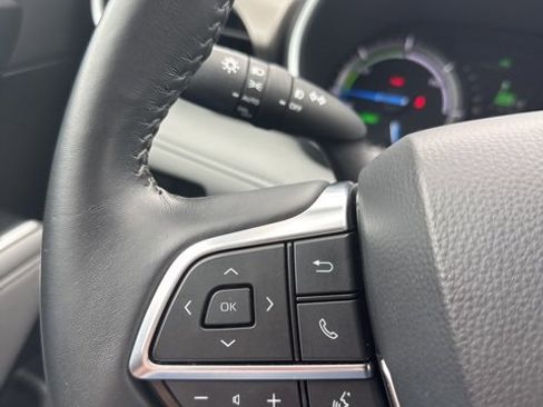 Used 2020 Toyota Highlander XLE image 40